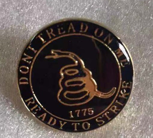 Gadsden Ready To Strike Black Round Lapel Pin