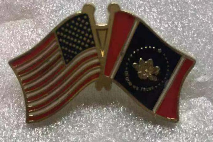 USA Mississippi Magnolia Lapel Pin