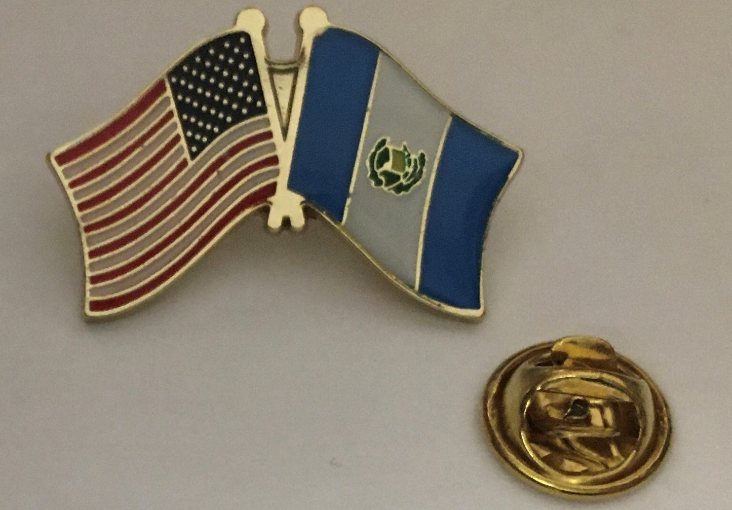 USA Guatemala Friendship Flag Lapel Pin Guatemalan American