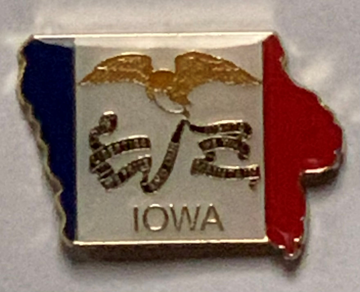 Iowa State Map Lapel Pin